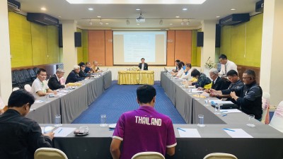 ประชุมคณะกรรมการ 
