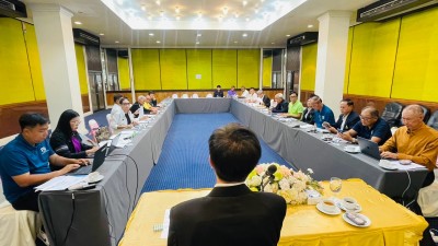 ประชุมคณะกรรมการ 2/2569