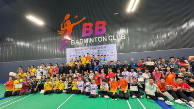 ร้อยเอ็ดจัดพิธีปิดการแข่งขันแบดมินตันรายการ “YOUNG ROI ET MASTER 2026” อย่างยิ่งใหญ่